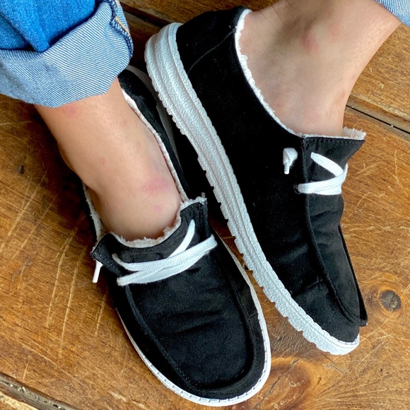 Very G Shoes Black Lined Gypsy Jazz Loafers Poshmark